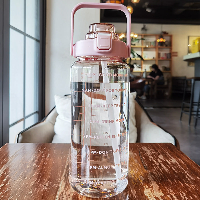 Stay Hydrated Bottle – 2L Motivation für deinen Alltag